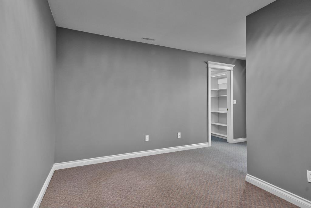 16909 Friesian Drive, Surrey, British Columbia  V3S 8P2 - Photo 34 - R2983960