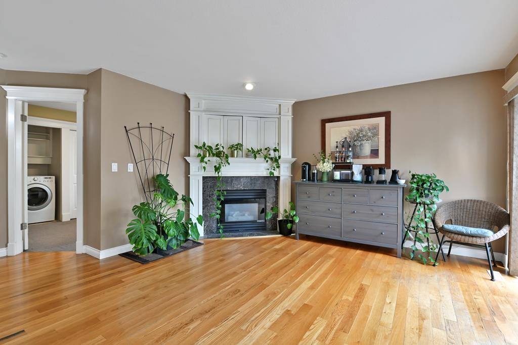 16909 Friesian Drive, Surrey, British Columbia  V3S 8P2 - Photo 9 - R2983960