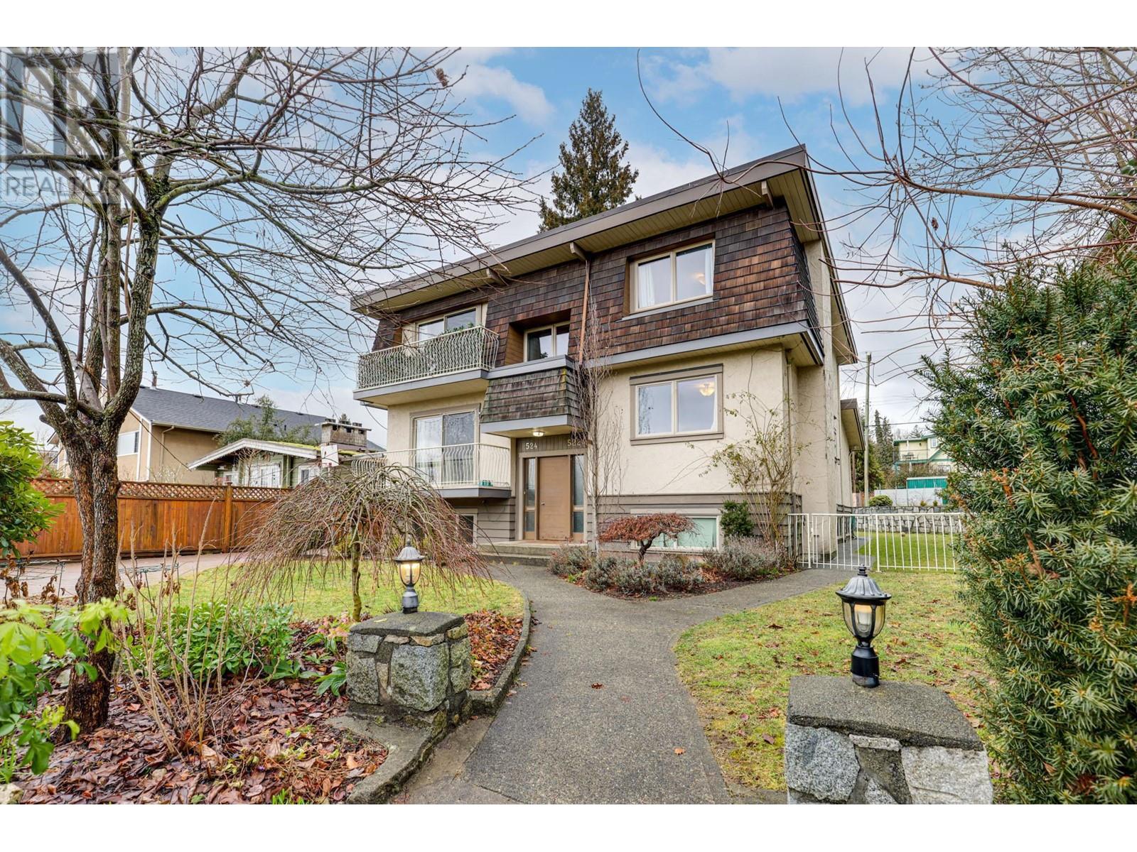 522-524 W KEITH ROAD, north vancouver, British Columbia