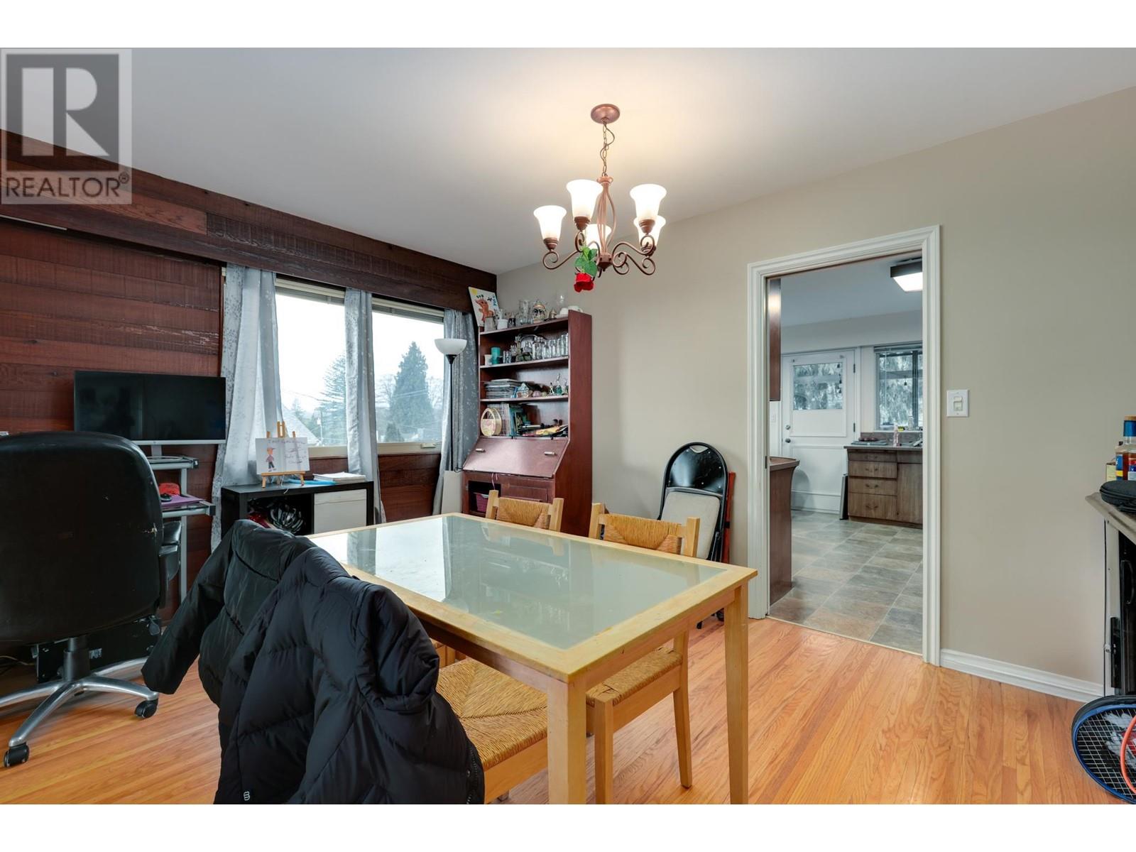 522-524 W Keith Road, North Vancouver, British Columbia  V7M 1M4 - Photo 23 - R2985077
