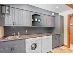 2 - 1086 BRACKENRIG ROAD