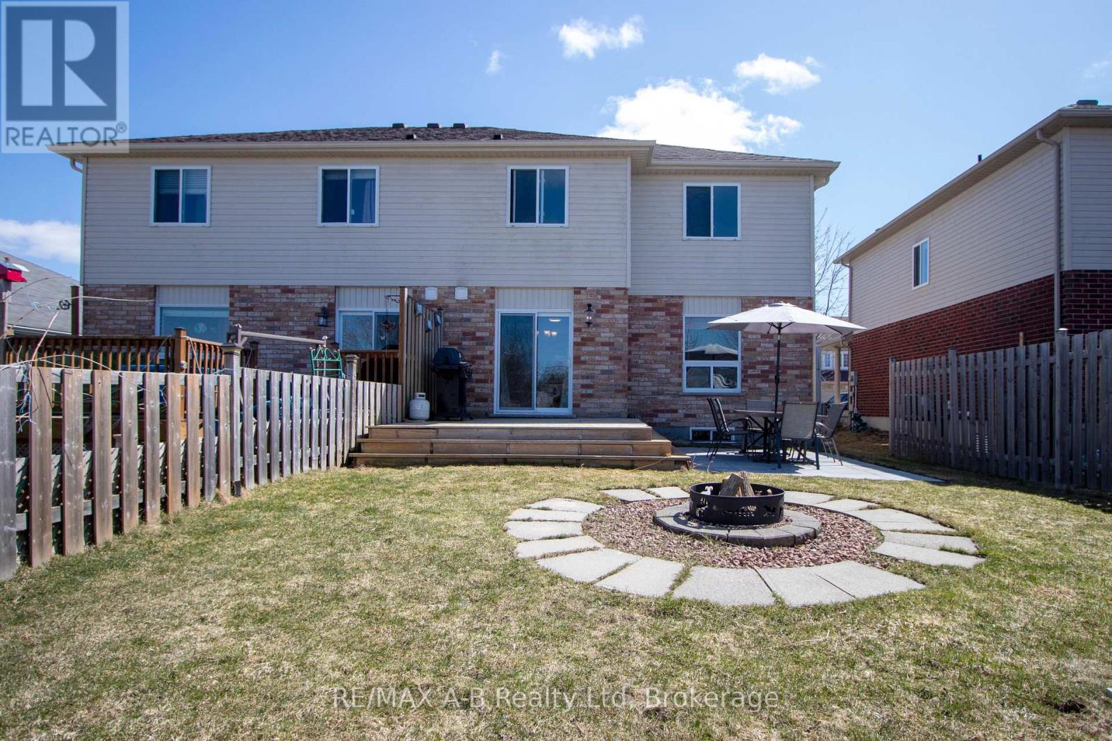 35 Pond View Drive, Wellesley, Ontario  N0B 2T0 - Photo 22 - X12057089