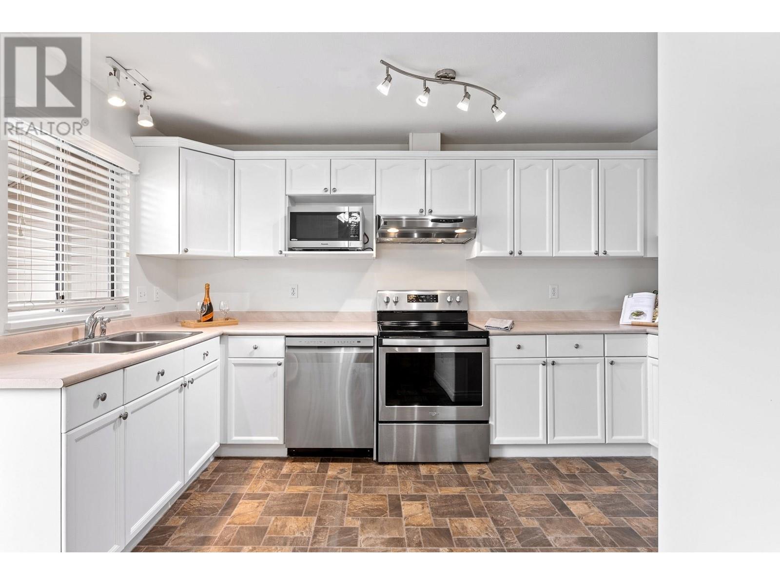 36 2450 Lobb Avenue, Port Coquitlam, British Columbia  V3C 6G8 - Photo 12 - R2985085