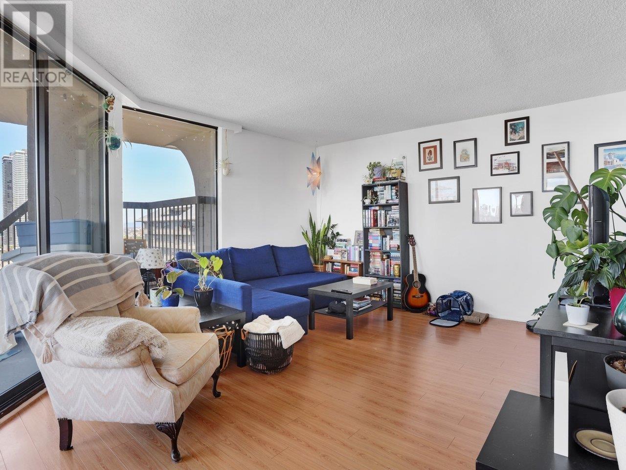 2108 2041 Bellwood Avenue, Burnaby, British Columbia  V6B 1C1 - Photo 5 - R2985101