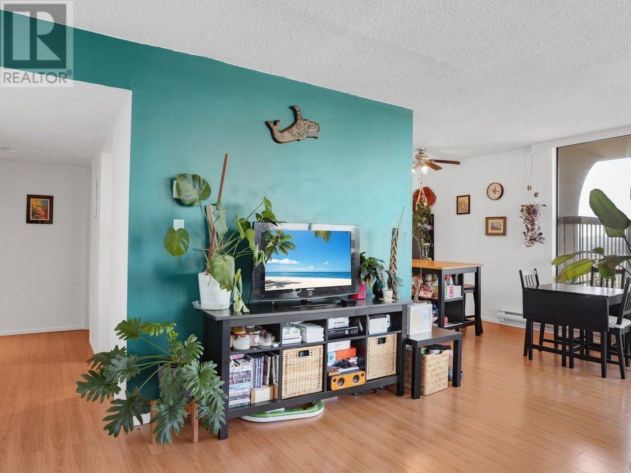 2108 2041 Bellwood Avenue, Burnaby, British Columbia  V6B 1C1 - Photo 6 - R2985101