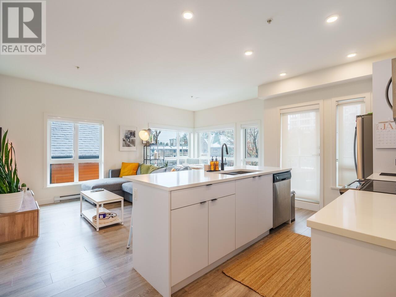 206 610 Brantford Street, New Westminster, British Columbia  V3M 1W7 - Photo 5 - R2985118