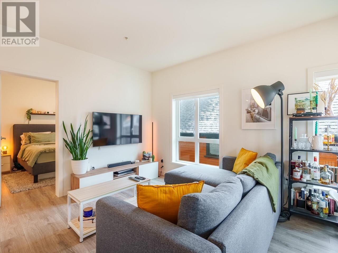 206 610 Brantford Street, New Westminster, British Columbia  V3M 1W7 - Photo 8 - R2985118