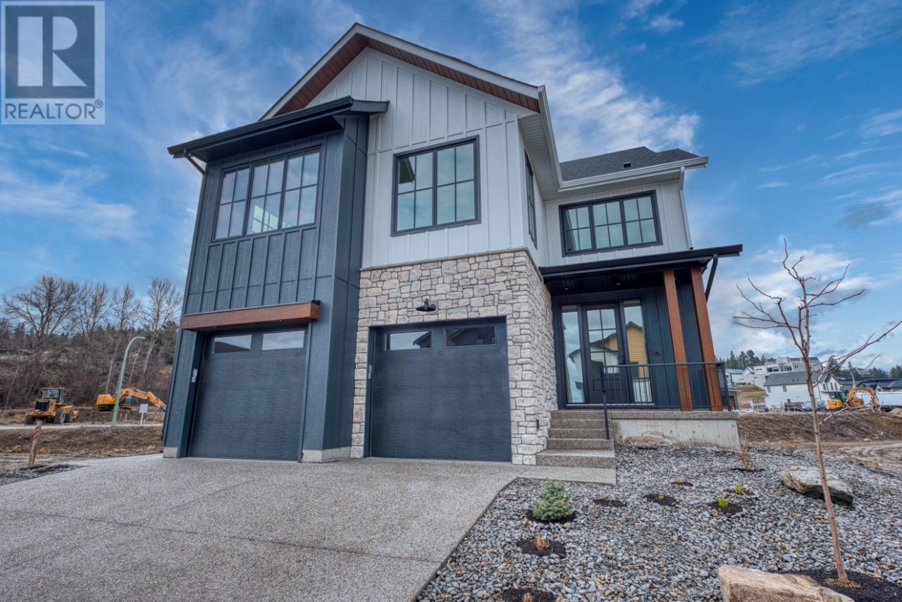 Property at 937 Bull Crescent image 3