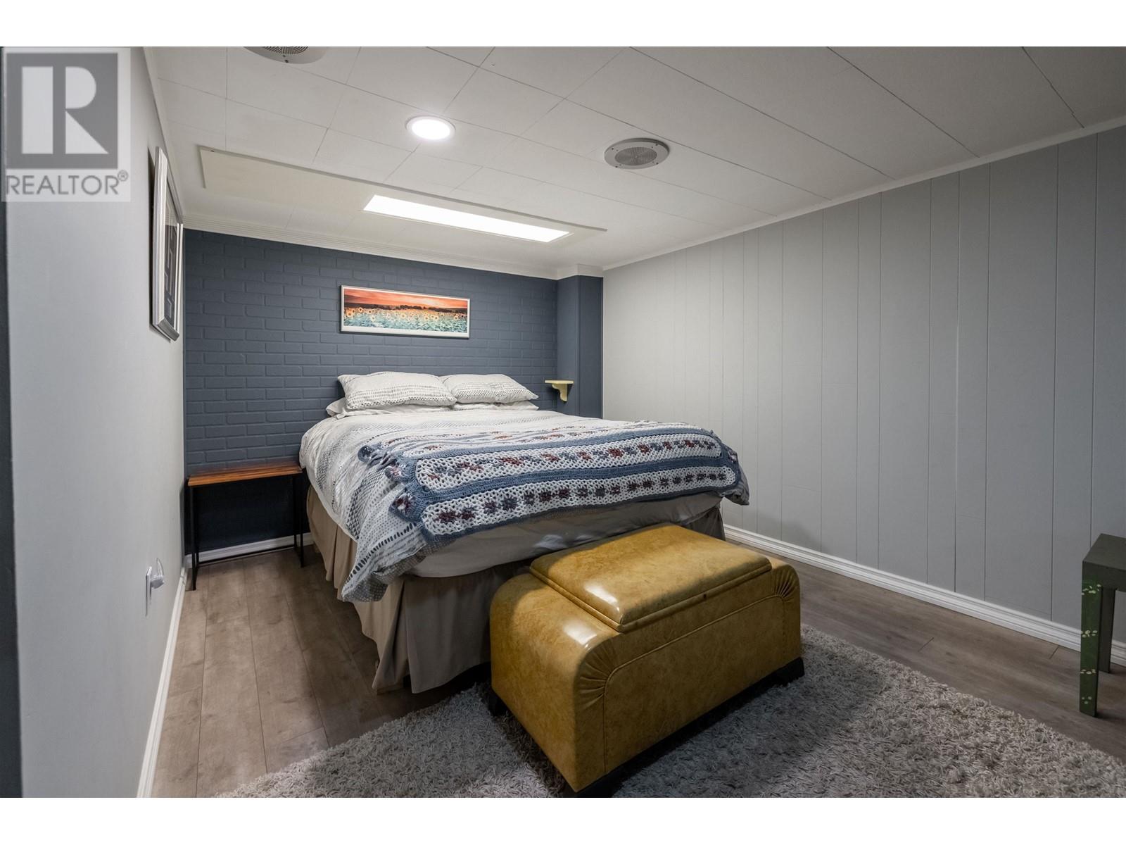 916 Stewart Avenue, Coquitlam, British Columbia  V3K 2N6 - Photo 25 - R2985030