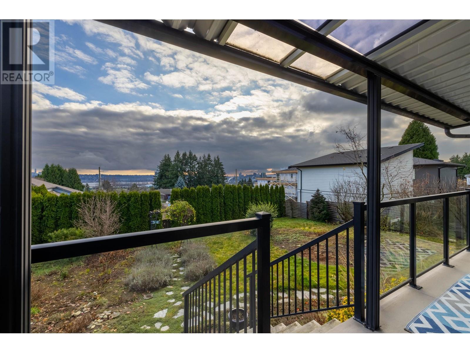 916 Stewart Avenue, Coquitlam, British Columbia  V3K 2N6 - Photo 30 - R2985030