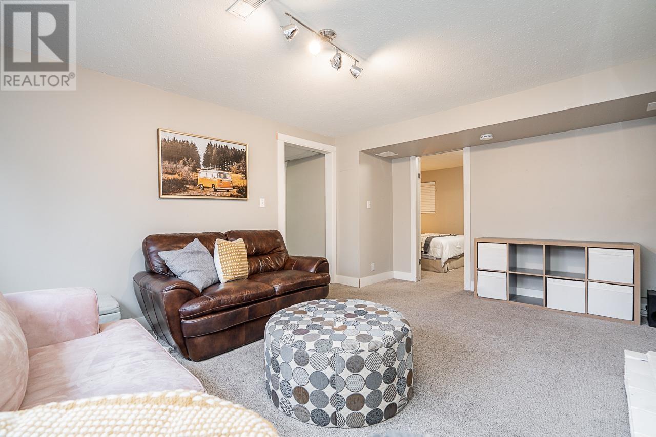 3812 Richmond Street, Port Coquitlam, British Columbia  V3B 3E8 - Photo 15 - R2985058
