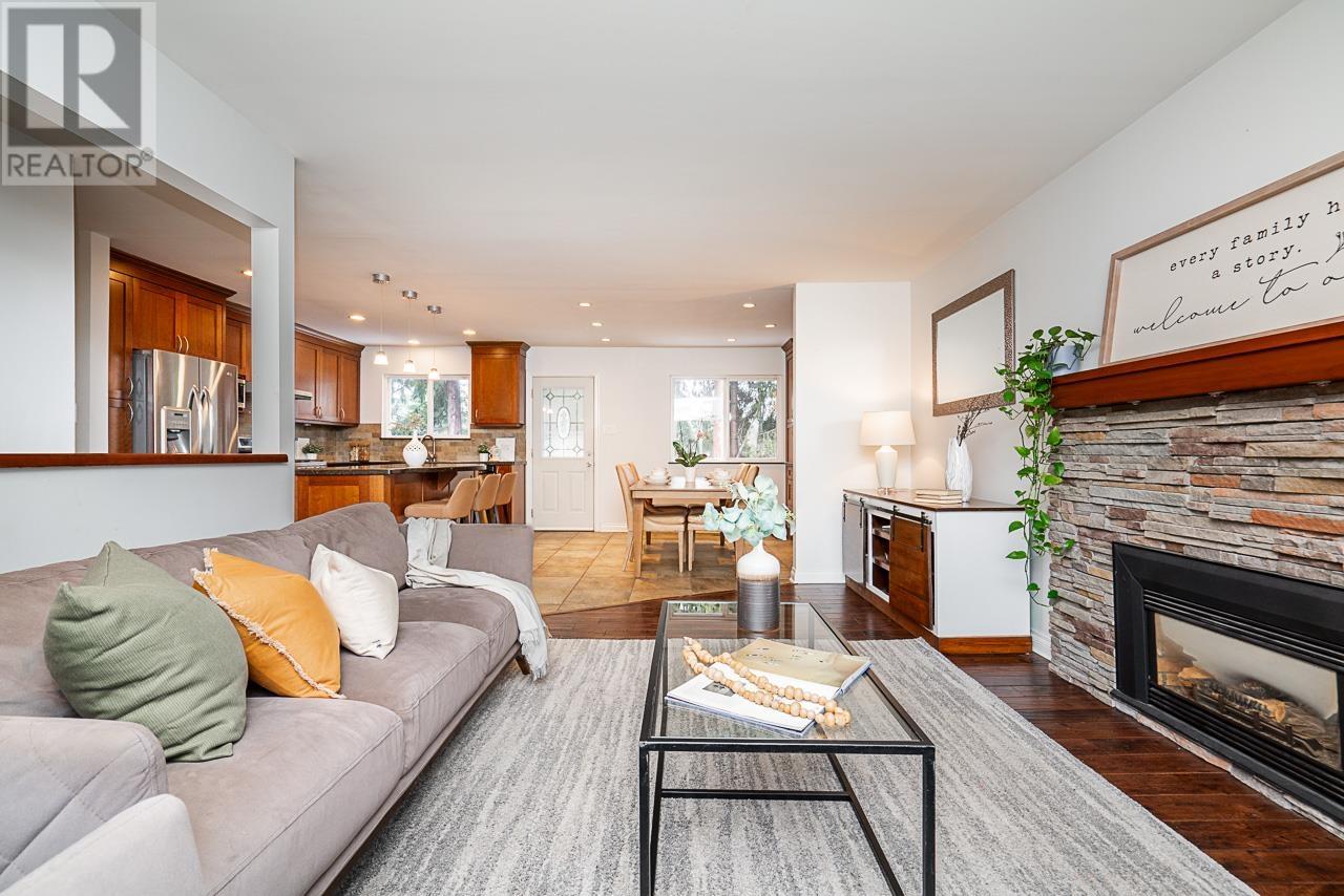 3812 Richmond Street, Port Coquitlam, British Columbia  V3B 3E8 - Photo 4 - R2985058