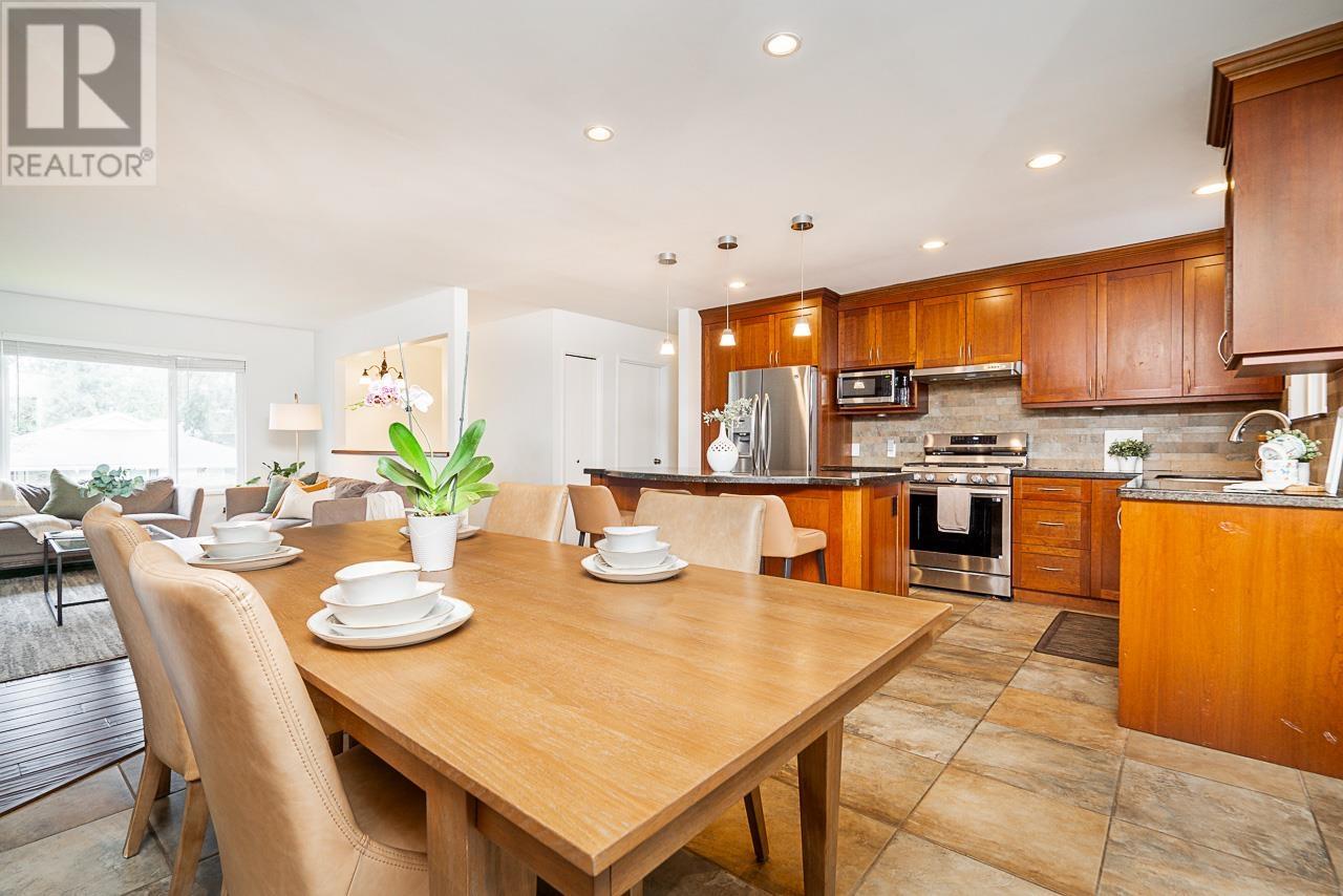 3812 Richmond Street, Port Coquitlam, British Columbia  V3B 3E8 - Photo 8 - R2985058