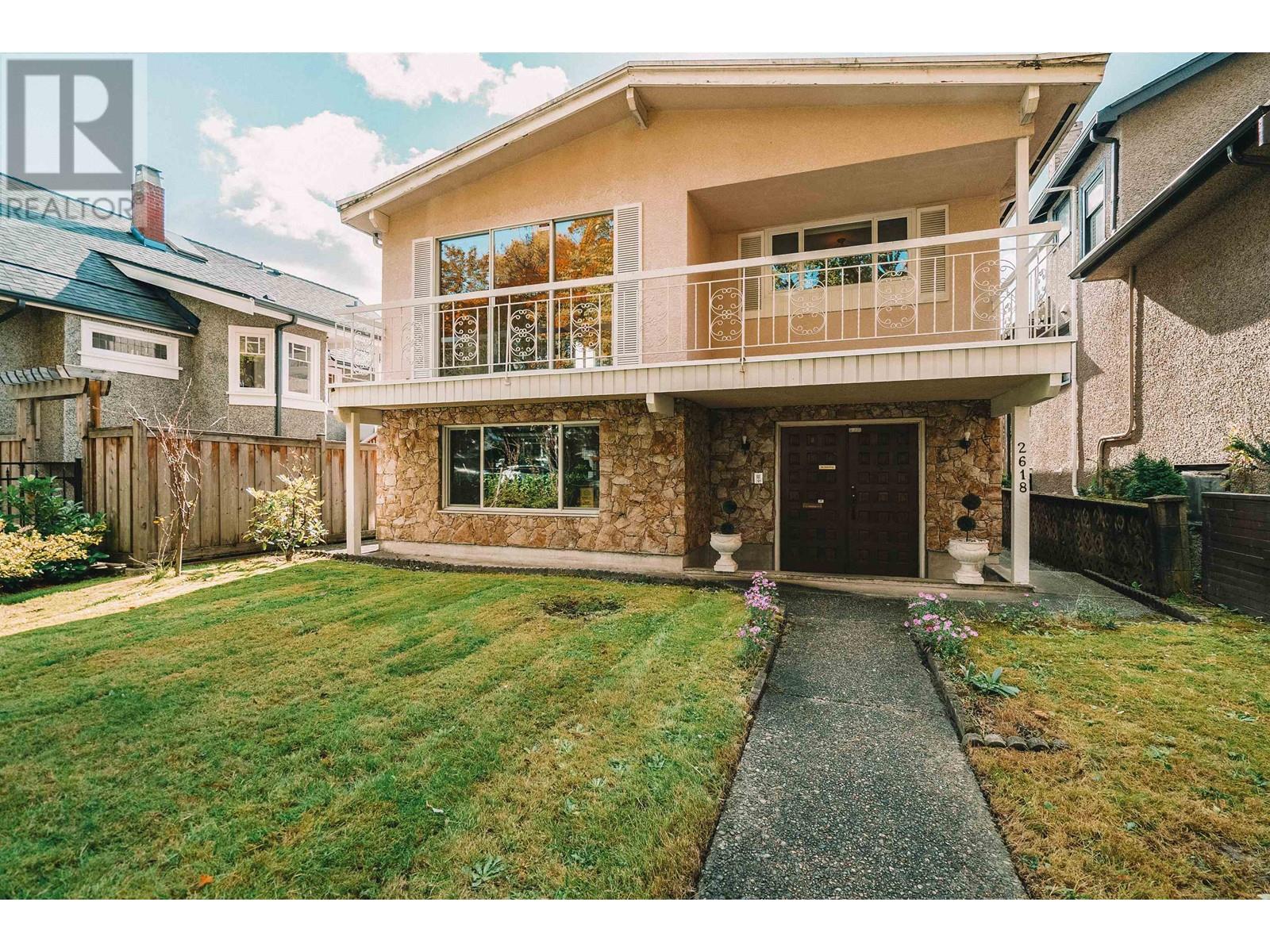 2618 W 15th Avenue, Vancouver, British Columbia  V6K 2Z5 - Photo 1 - R2985080