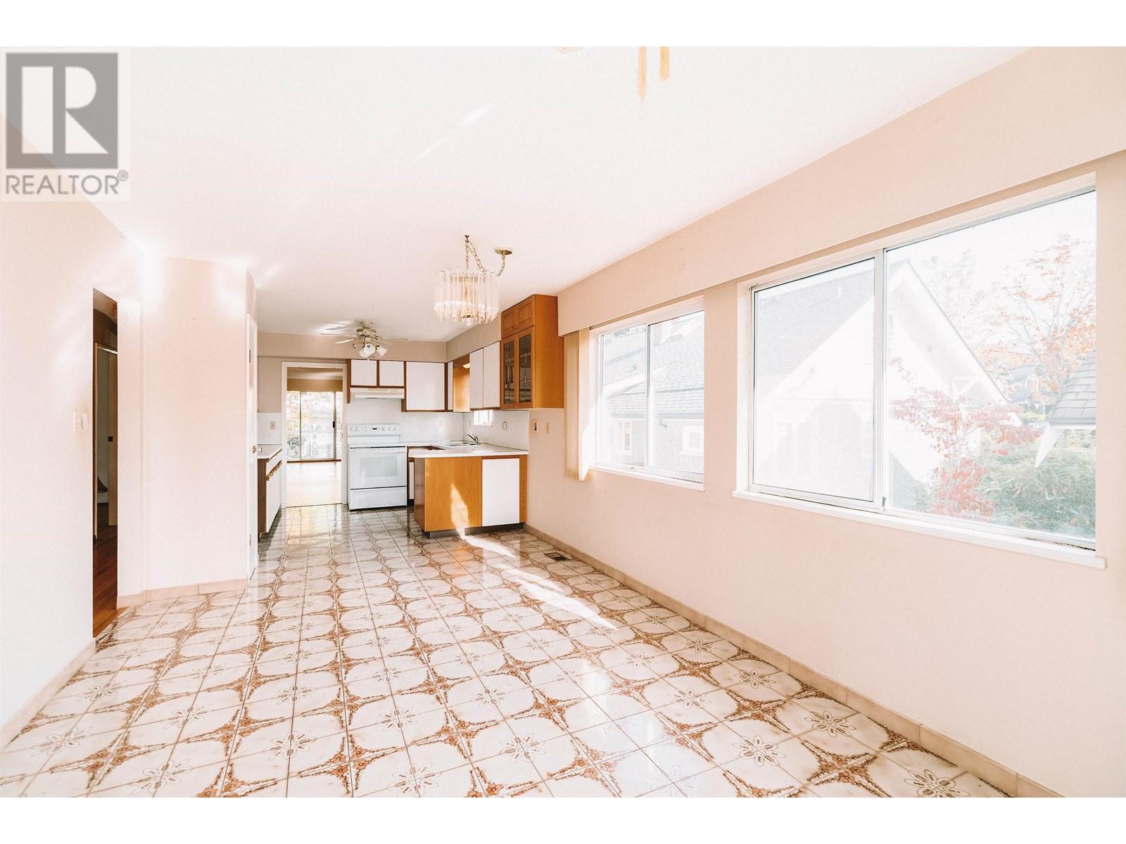 2618 W 15th Avenue, Vancouver, British Columbia  V6K 2Z5 - Photo 14 - R2985080