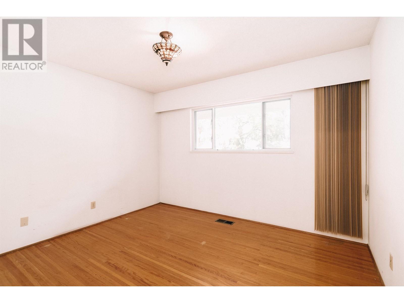 2618 W 15th Avenue, Vancouver, British Columbia  V6K 2Z5 - Photo 24 - R2985080