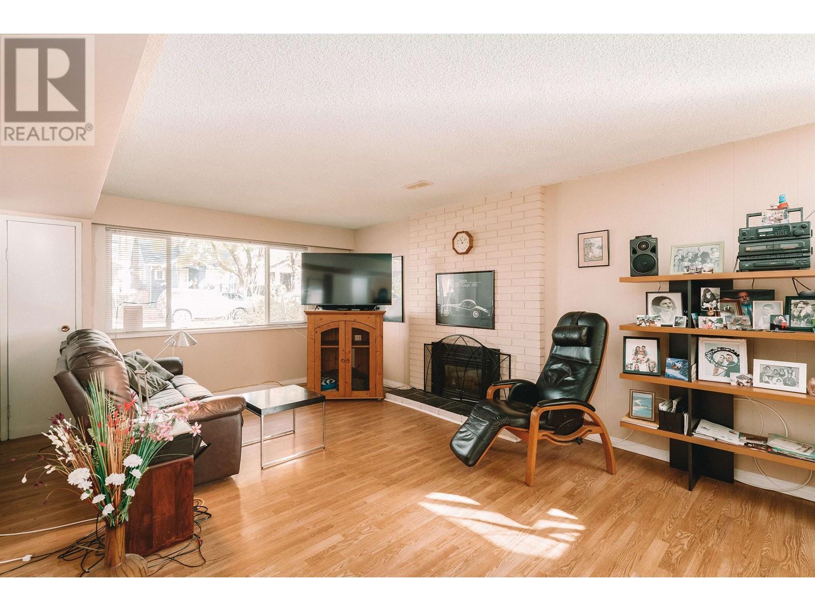 2618 W 15th Avenue, Vancouver, British Columbia  V6K 2Z5 - Photo 25 - R2985080