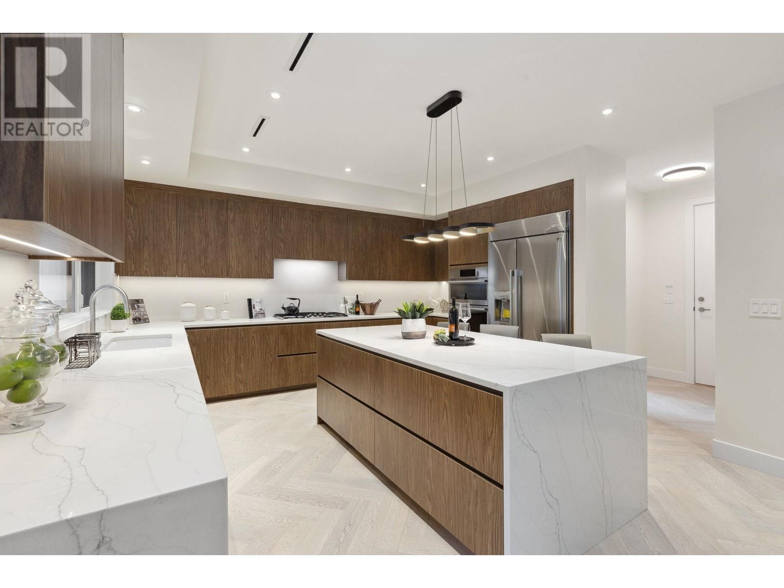 3533 Anne Macdonald Way, North Vancouver, British Columbia  V7G 2S7 - Photo 16 - R2985129