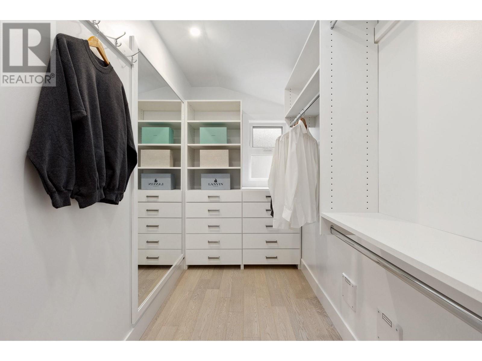 3533 Anne Macdonald Way, North Vancouver, British Columbia  V7G 2S7 - Photo 25 - R2985129