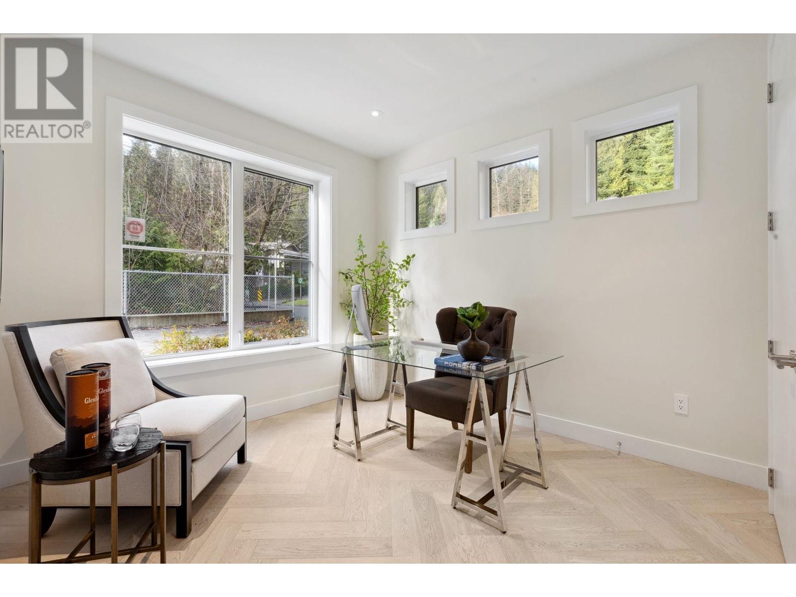 3533 Anne Macdonald Way, North Vancouver, British Columbia  V7G 2S7 - Photo 30 - R2985129