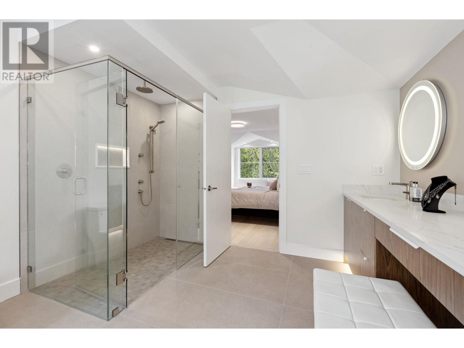 3533 Anne Macdonald Way, North Vancouver, British Columbia  V7G 2S7 - Photo 31 - R2985129