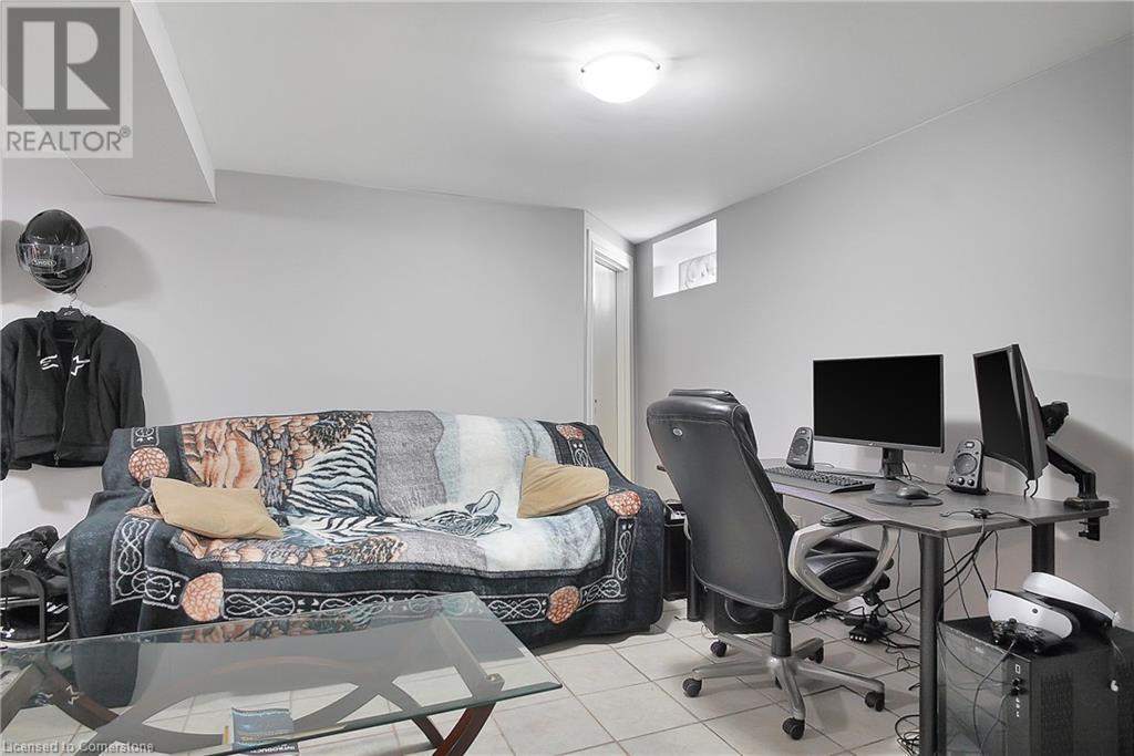 Property at 17 SHAW Avenue W image 5