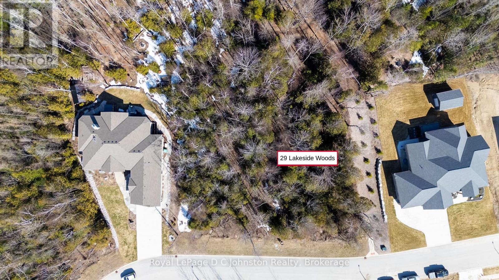 29 Lakeside Woods Crescent, Saugeen Shores, Ontario  N0H 2C6 - Photo 1 - X12041241