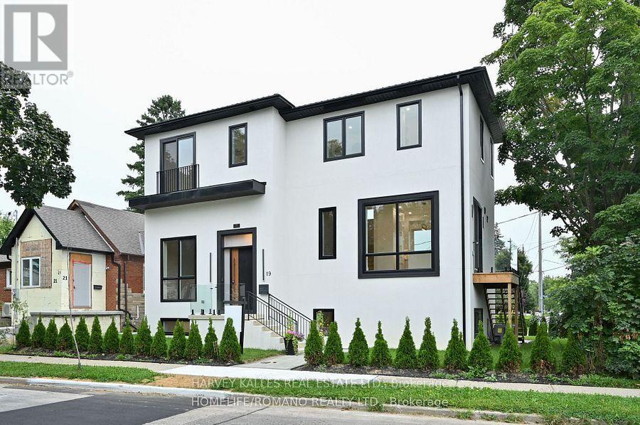 Property at 19 KING HIGH AVENUE image 3