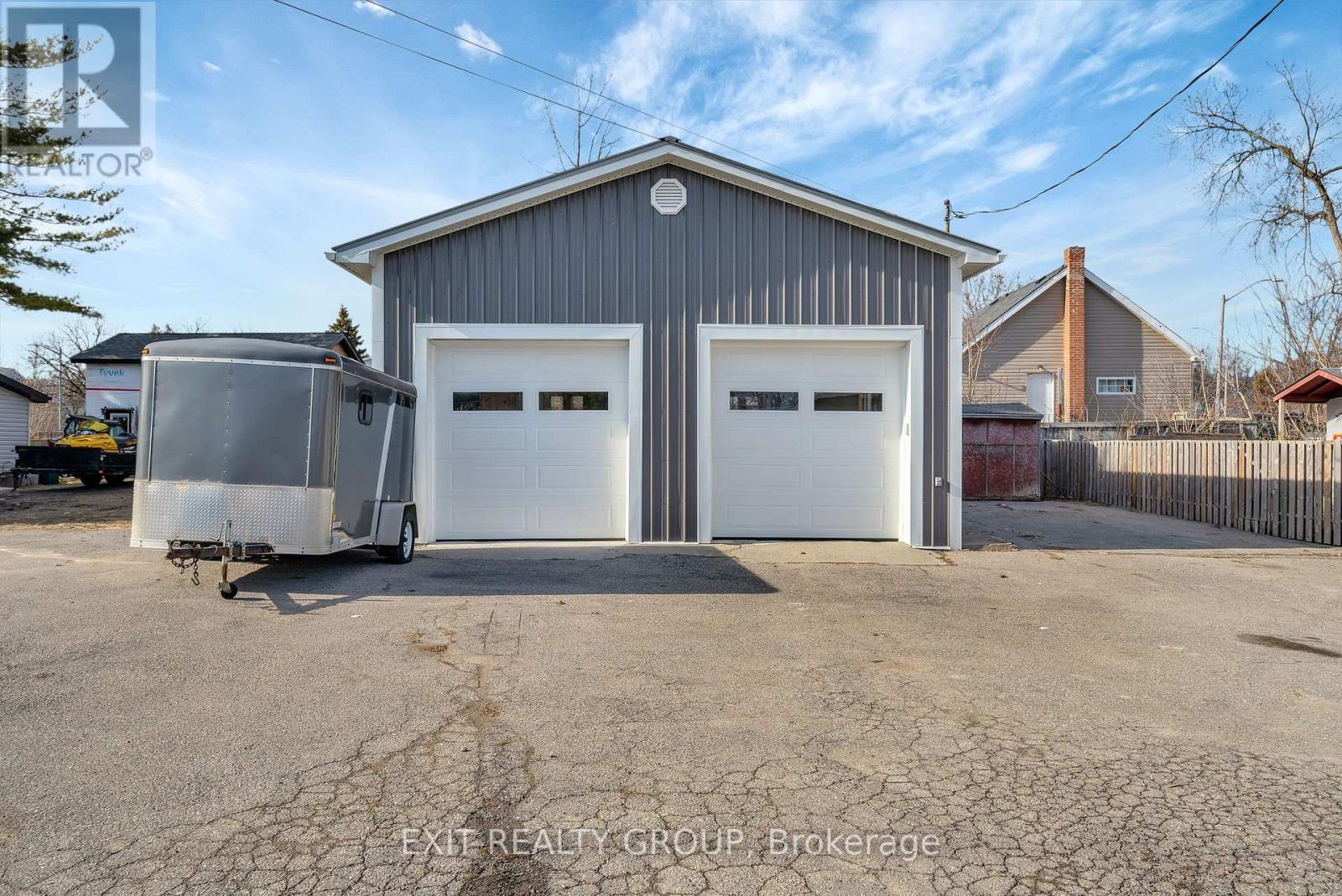 Property at 254 SIDNEY STREET image 2
