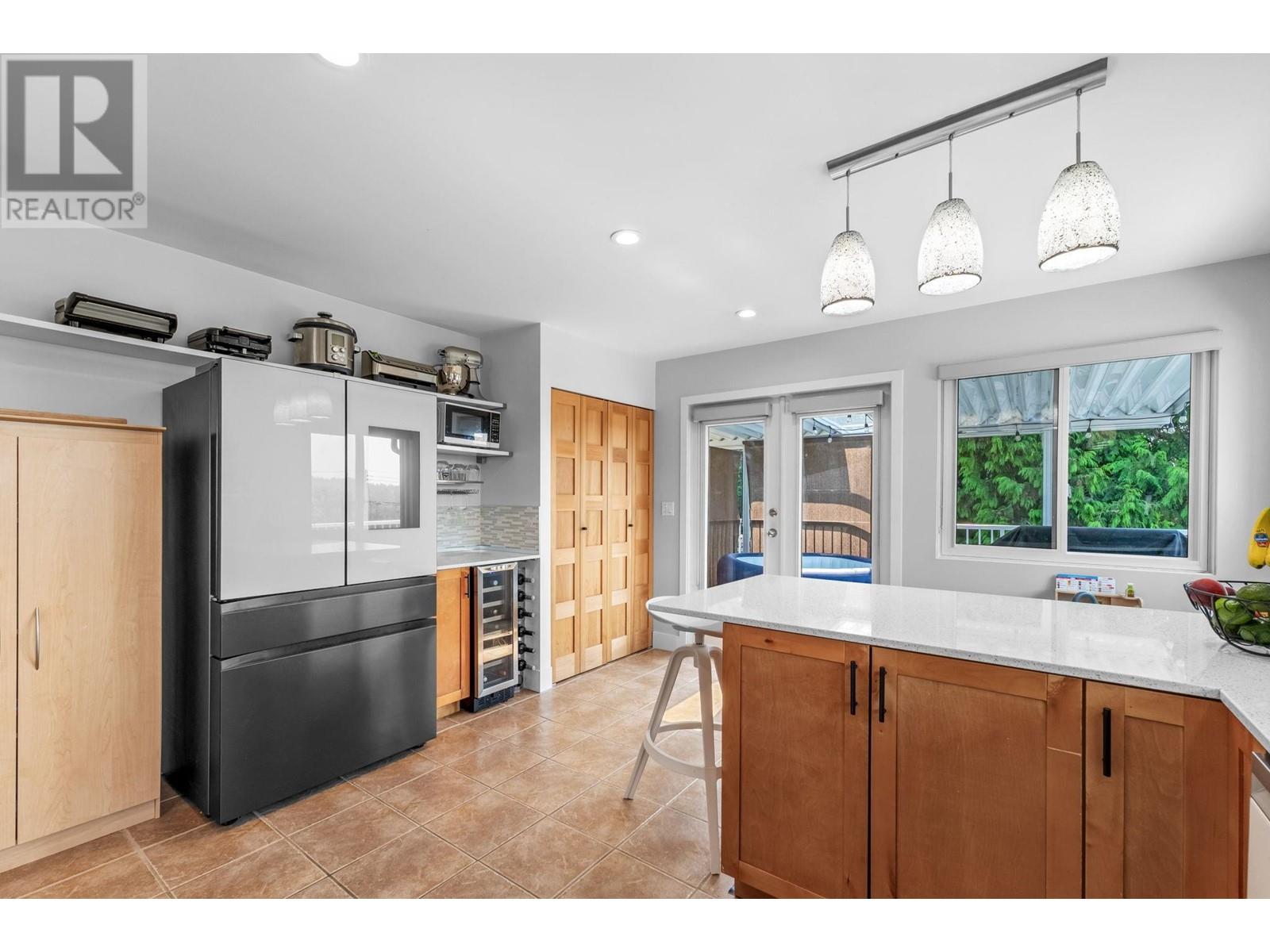 1480 Elinor Crescent, Port Coquitlam, British Columbia  V3C 2Y5 - Photo 10 - R2981232