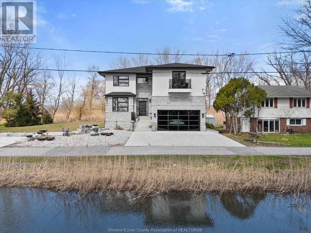 Property at 15 MAJOR BOULEVARD image 3