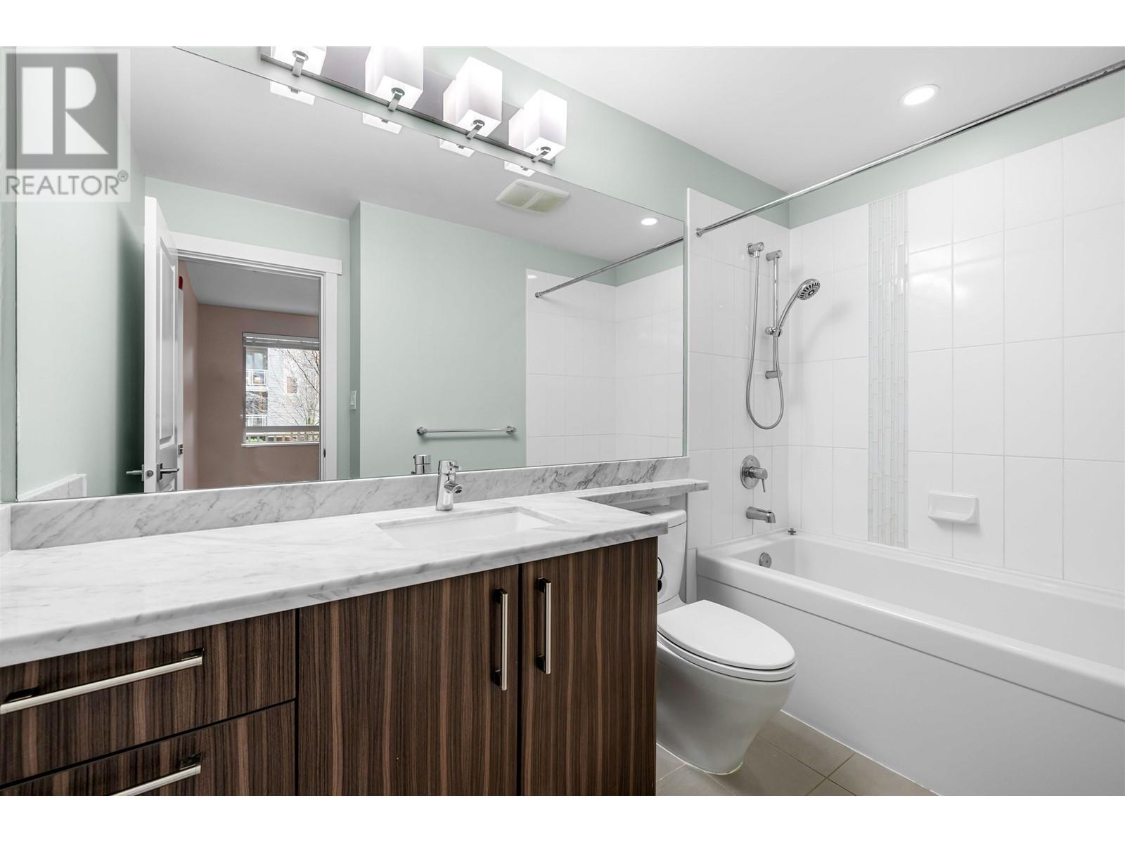111 139 W 22nd Street, North Vancouver, British Columbia  V7M 0B5 - Photo 12 - R2979267