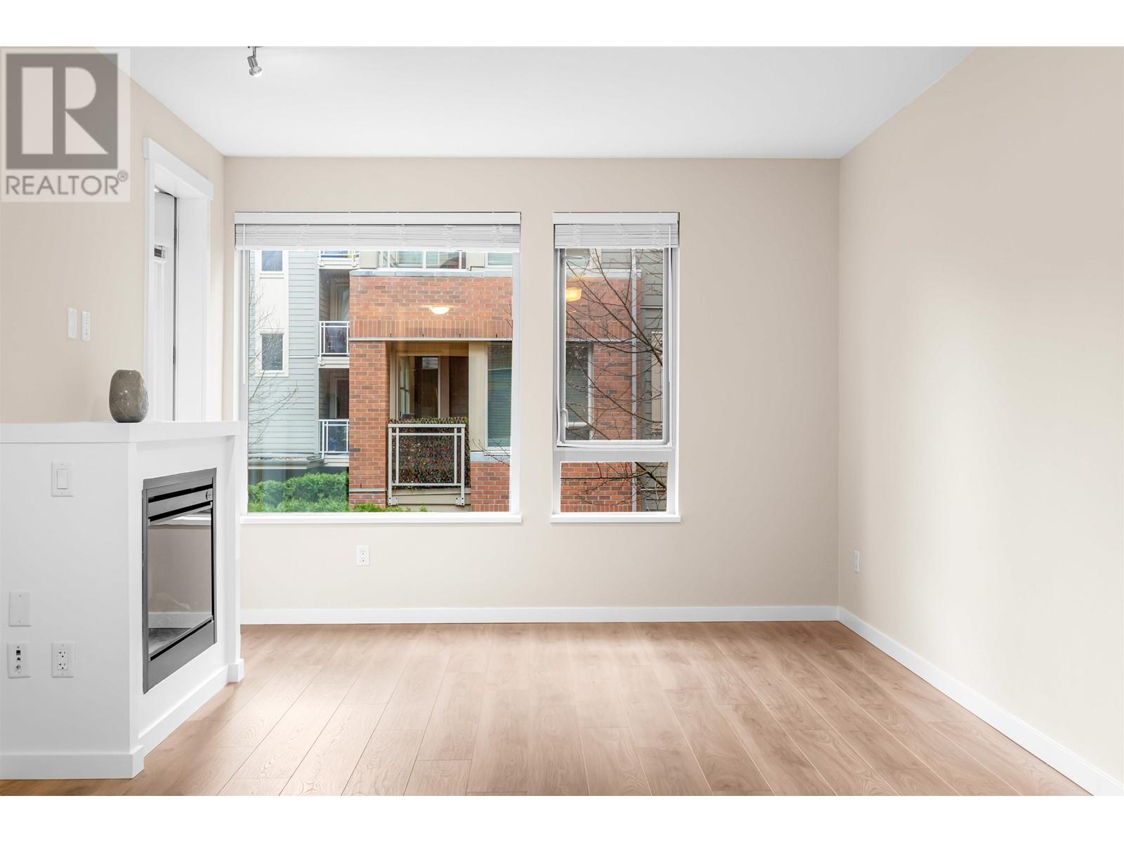111 139 W 22nd Street, North Vancouver, British Columbia  V7M 0B5 - Photo 5 - R2979267