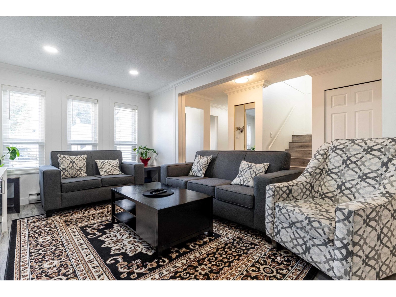 7329 Parkwood Drive, Surrey, British Columbia  V3W 7L9 - Photo 9 - R2984966