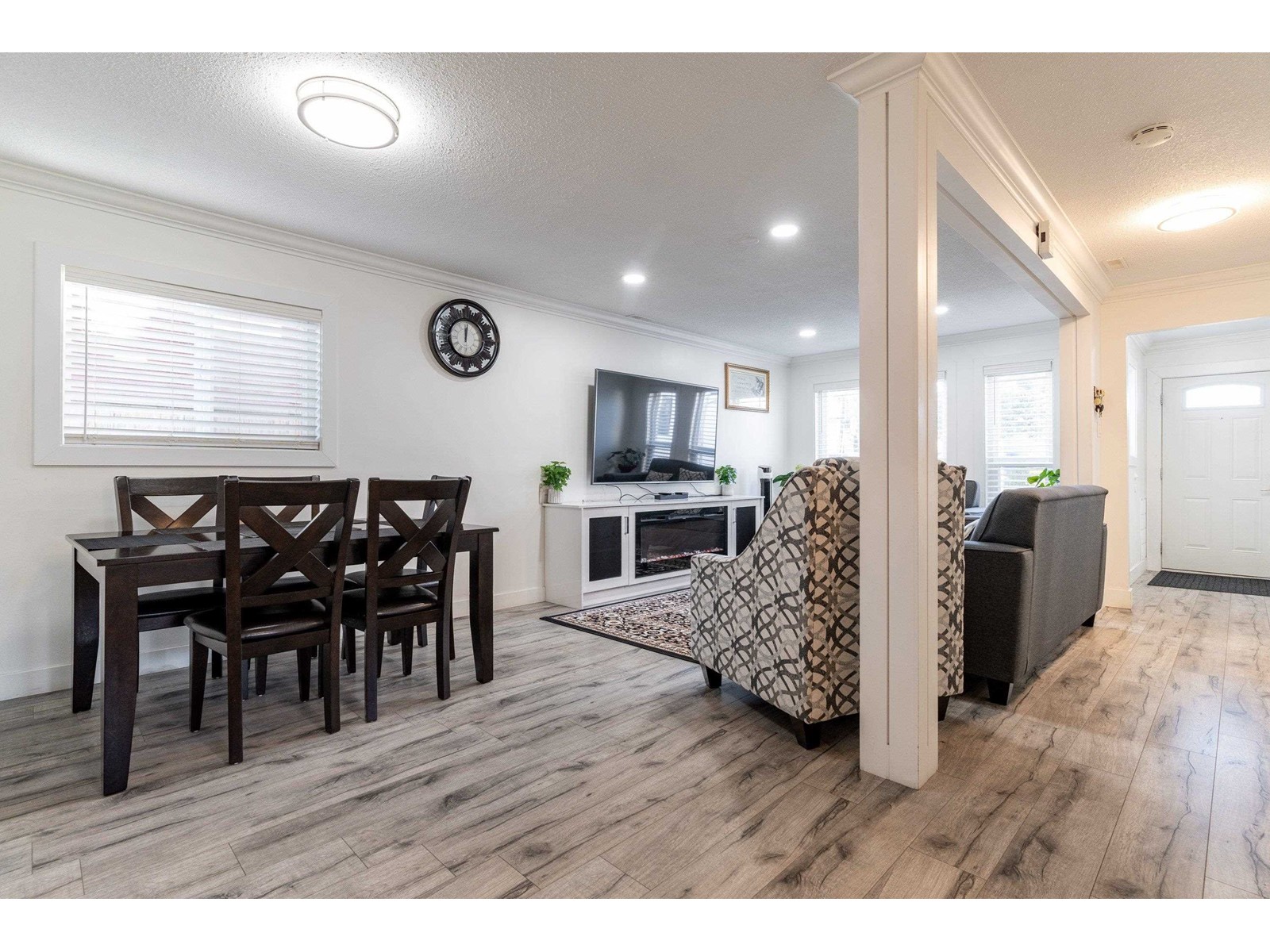 7329 Parkwood Drive, Surrey, British Columbia  V3W 7L9 - Photo 7 - R2984966