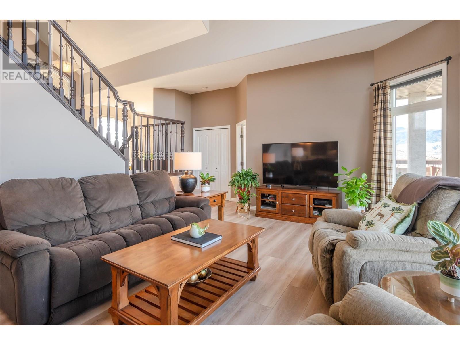 Property at 143 Westview Drive image 1