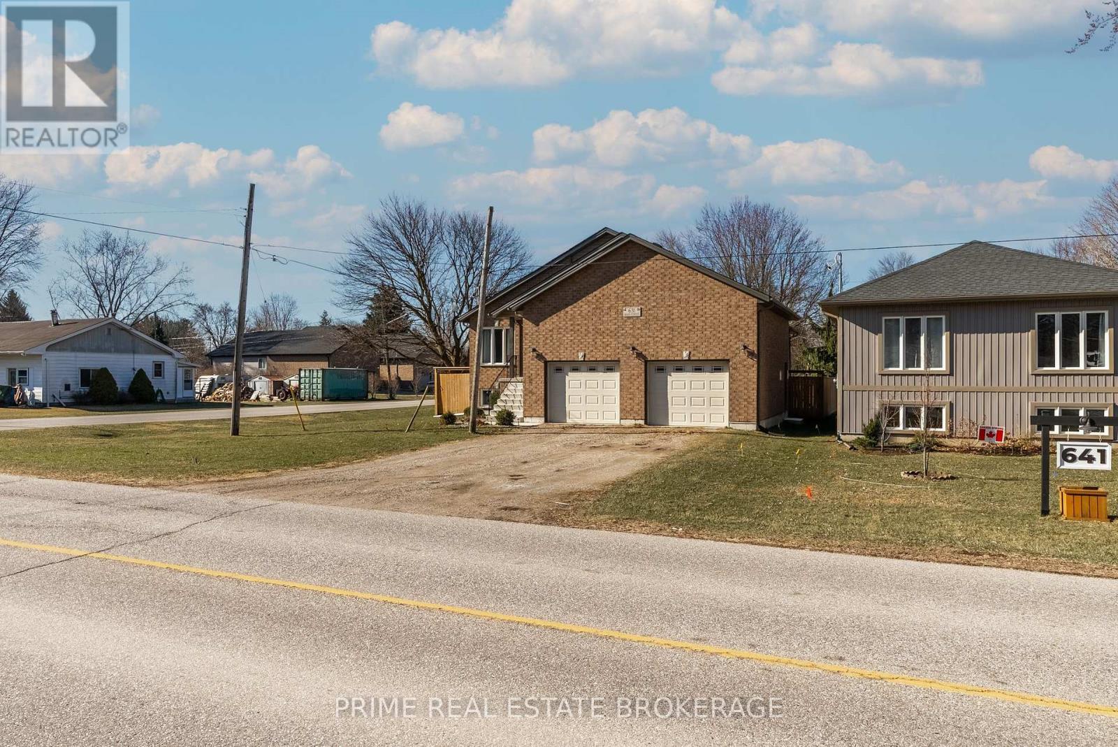 631 Main Street, Chatham-Kent, Ontario  N0P 1C0 - Photo 3 - X12057098