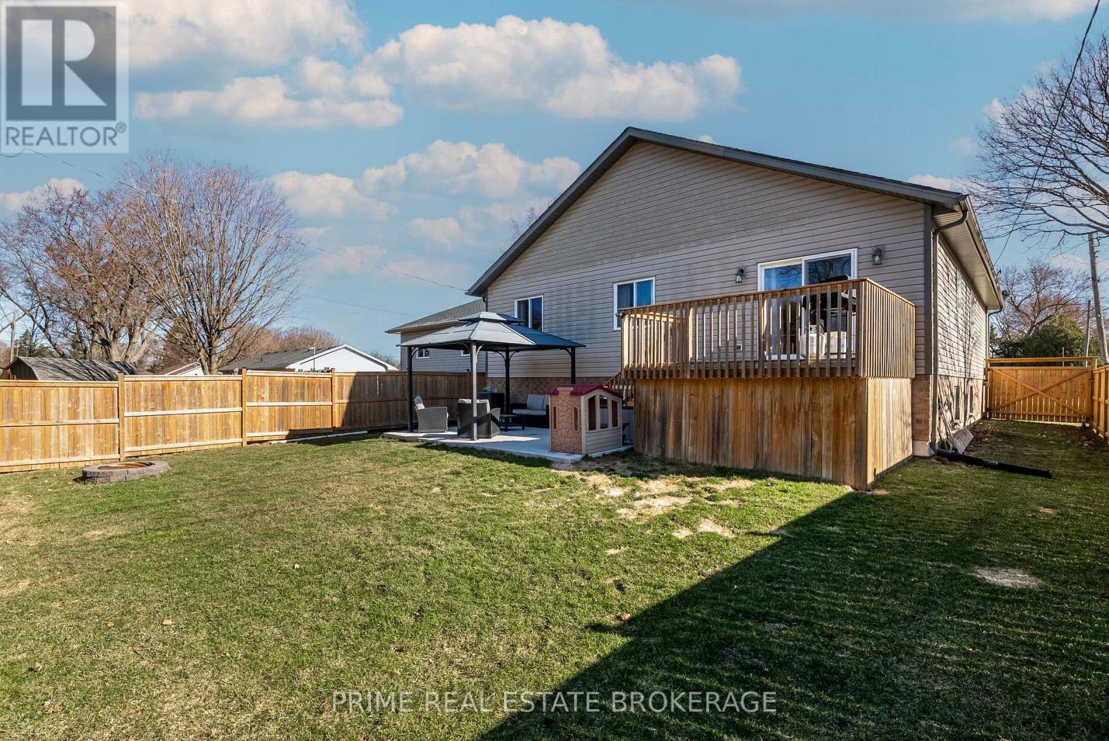 631 Main Street, Chatham-Kent, Ontario  N0P 1C0 - Photo 38 - X12057098