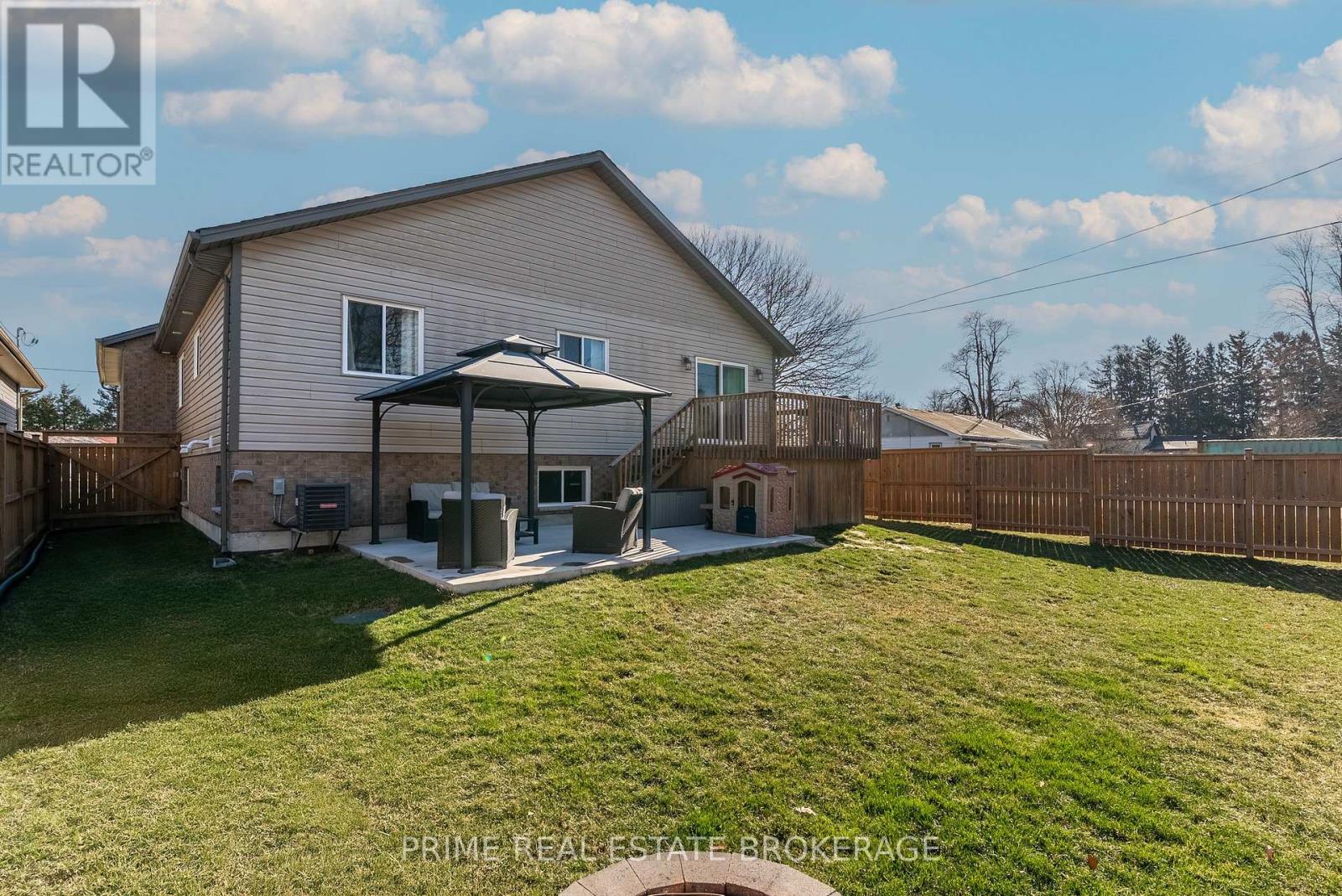 631 Main Street, Chatham-Kent, Ontario  N0P 1C0 - Photo 39 - X12057098