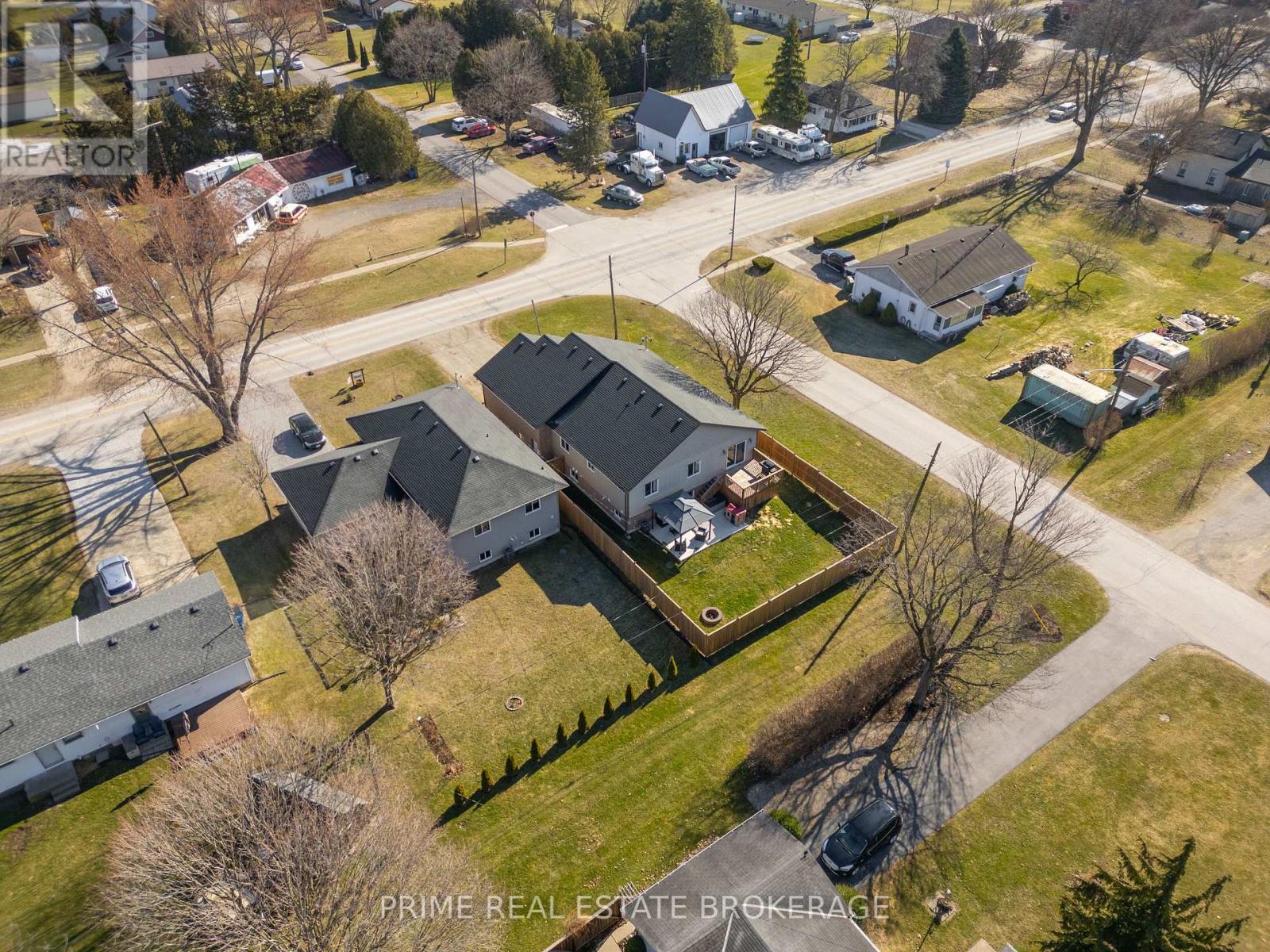 631 Main Street, Chatham-Kent, Ontario  N0P 1C0 - Photo 40 - X12057098