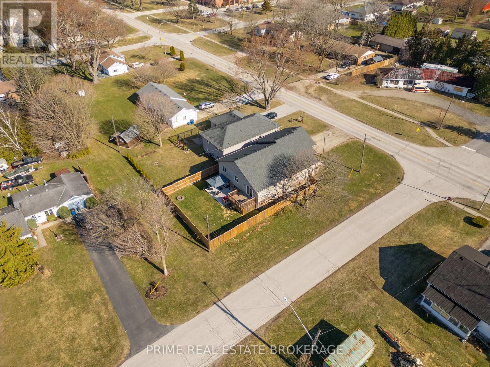 631 Main Street, Chatham-Kent, Ontario  N0P 1C0 - Photo 41 - X12057098