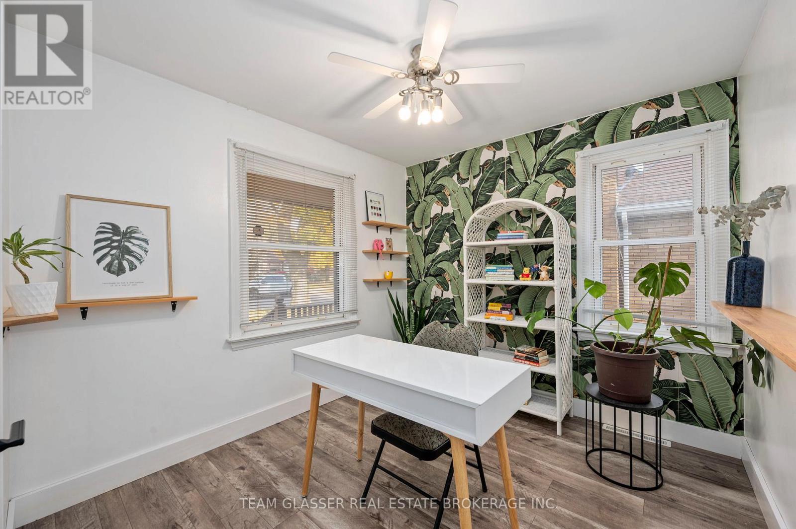 Photo 18 of 26 for 7 Graydon Street