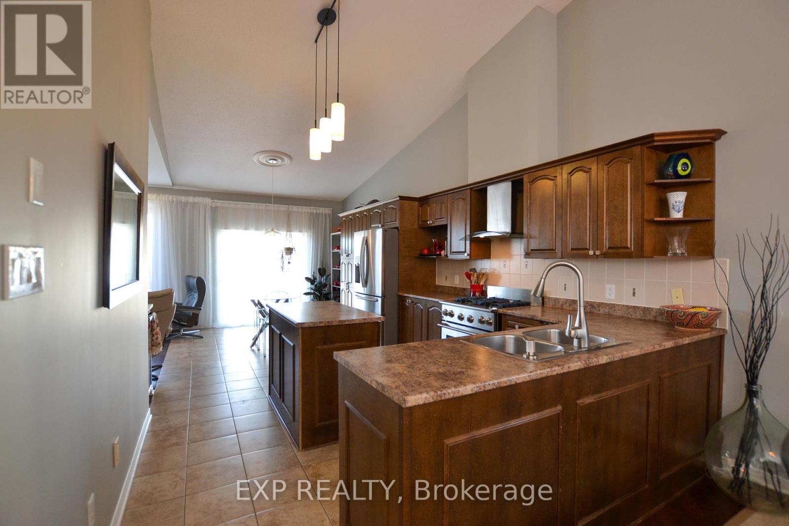 309 Quartz Avenue, Clarence-Rockland, Ontario  K4K 0C1 - Photo 11 - X12057152