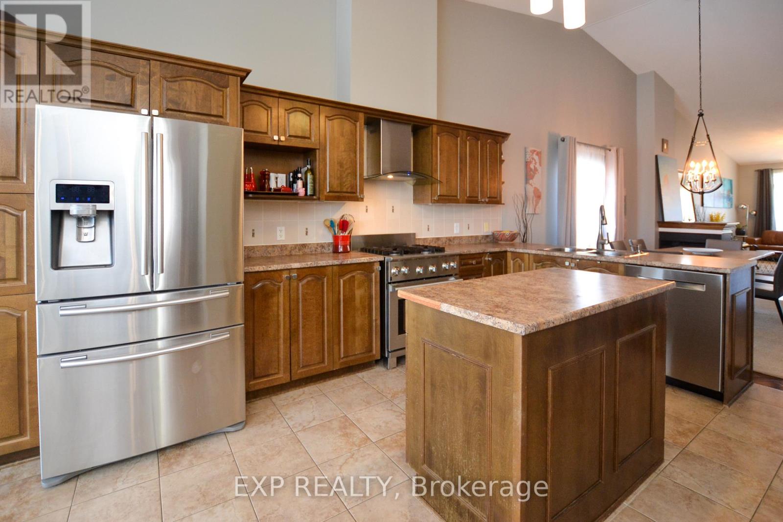 309 Quartz Avenue, Clarence-Rockland, Ontario  K4K 0C1 - Photo 12 - X12057152
