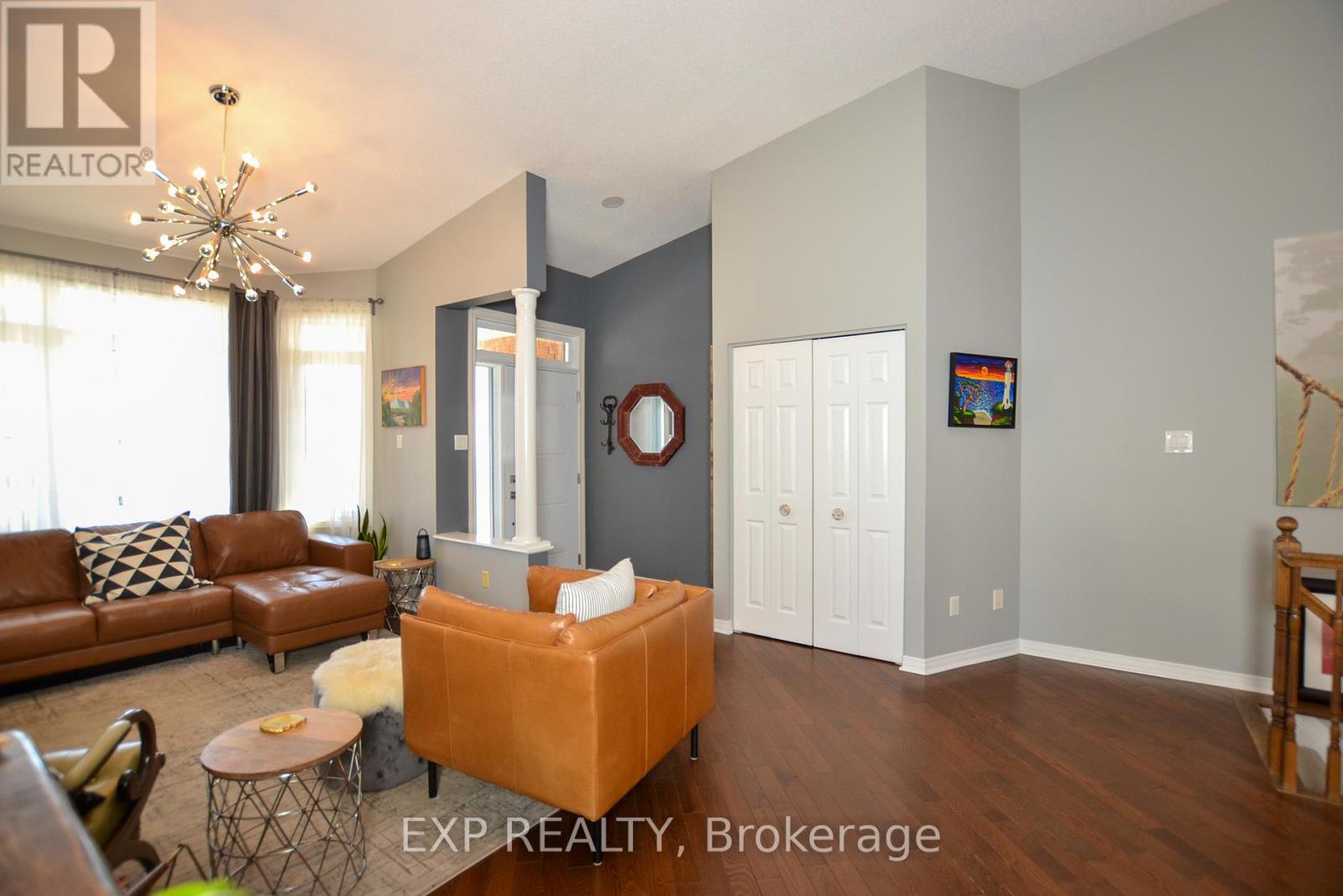 Property at 309 QUARTZ AVENUE image 5