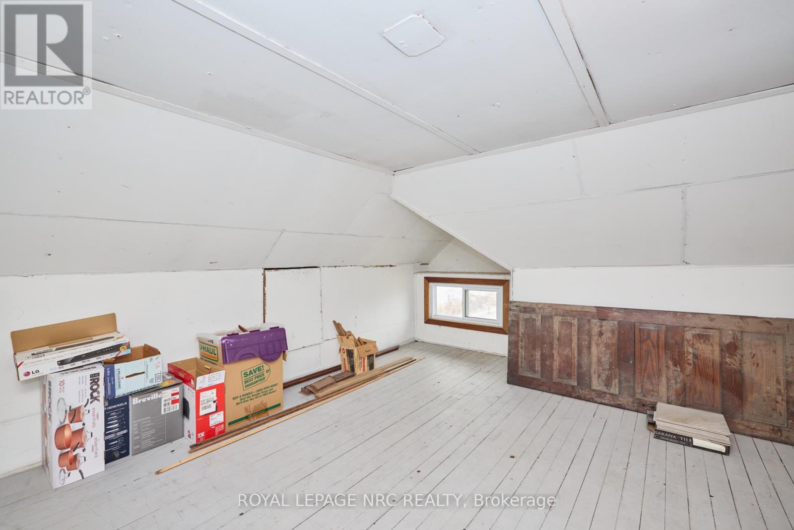 160 Burgar Street, Welland, Ontario  L3B 2S8 - Photo 29 - X12040438