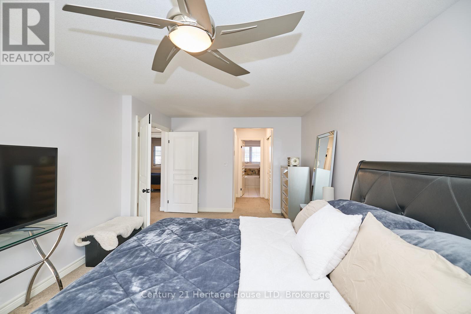 680 Brian Street, Fort Erie (Crescent Park), Ontario  L2A 6W2 - Photo 14 - X12057249