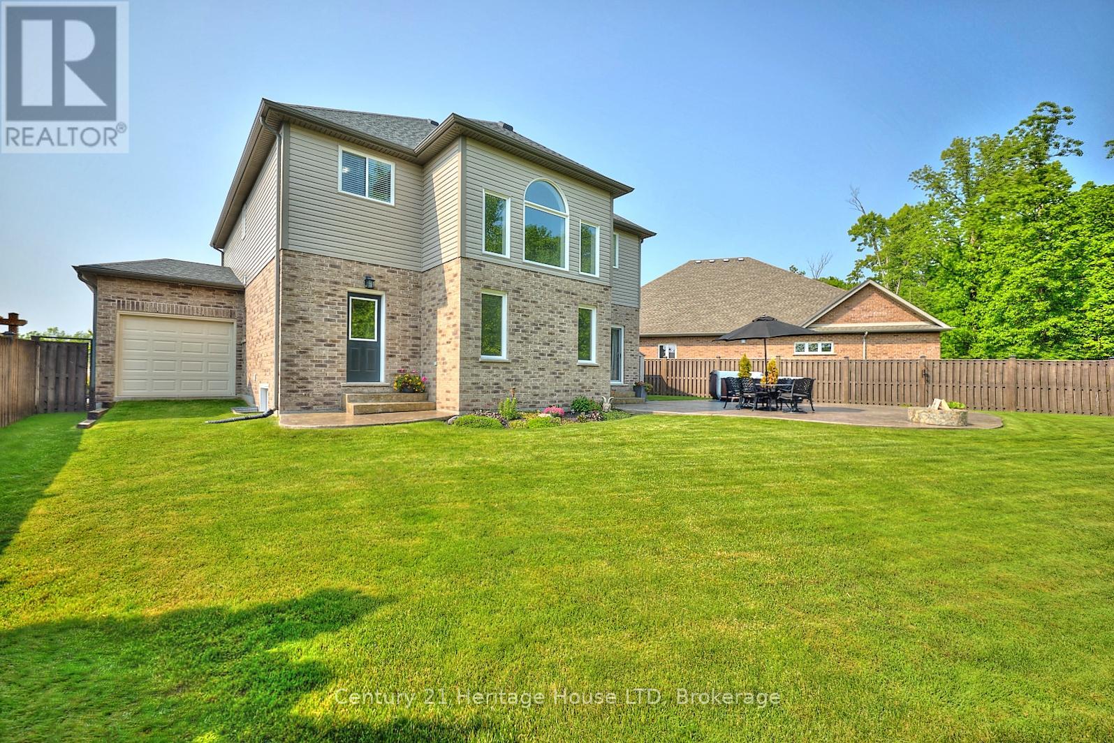 680 Brian Street, Fort Erie (Crescent Park), Ontario  L2A 6W2 - Photo 29 - X12057249