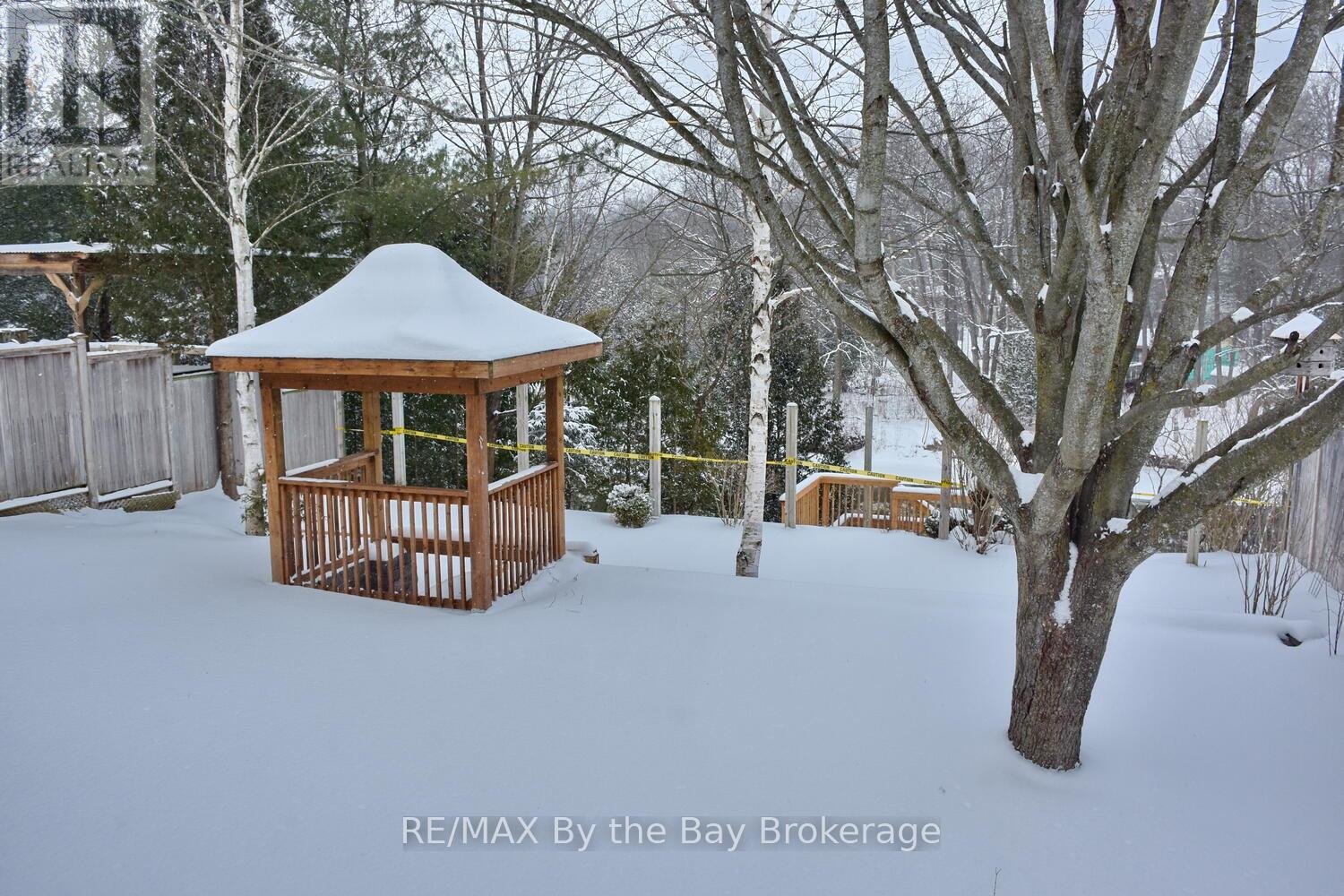104 Knox Road E, Wasaga Beach, Ontario  L9Z 2T5 - Photo 33 - S11915198