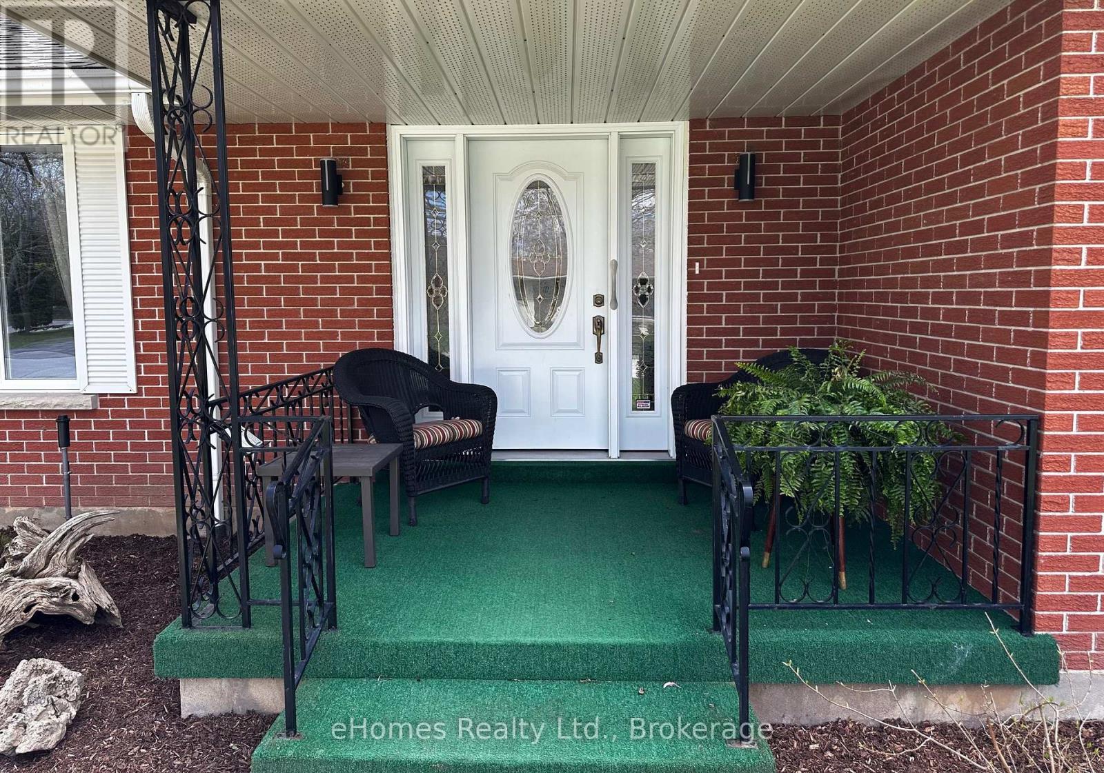 525 4th A Street W, Owen Sound, Ontario  N4K 6A4 - Photo 6 - X12052375